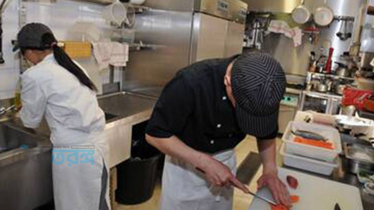 অবৈধ অভিবাসীদের সুখবর দিল ফ্রান্স