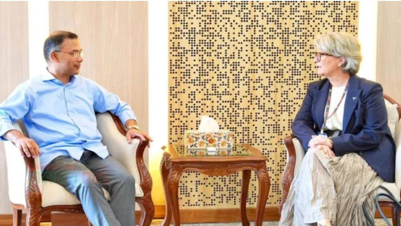 প্রধানমন্ত্রীর সঙ্গে সাক্ষাৎ করেছেন টেলিনর গ্রুপের প্রেসিডেন্ট