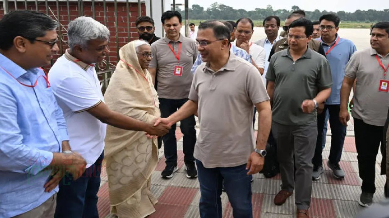 যশোর পৌঁছেছেন প্রধানমন্ত্রী তারেক রহমান