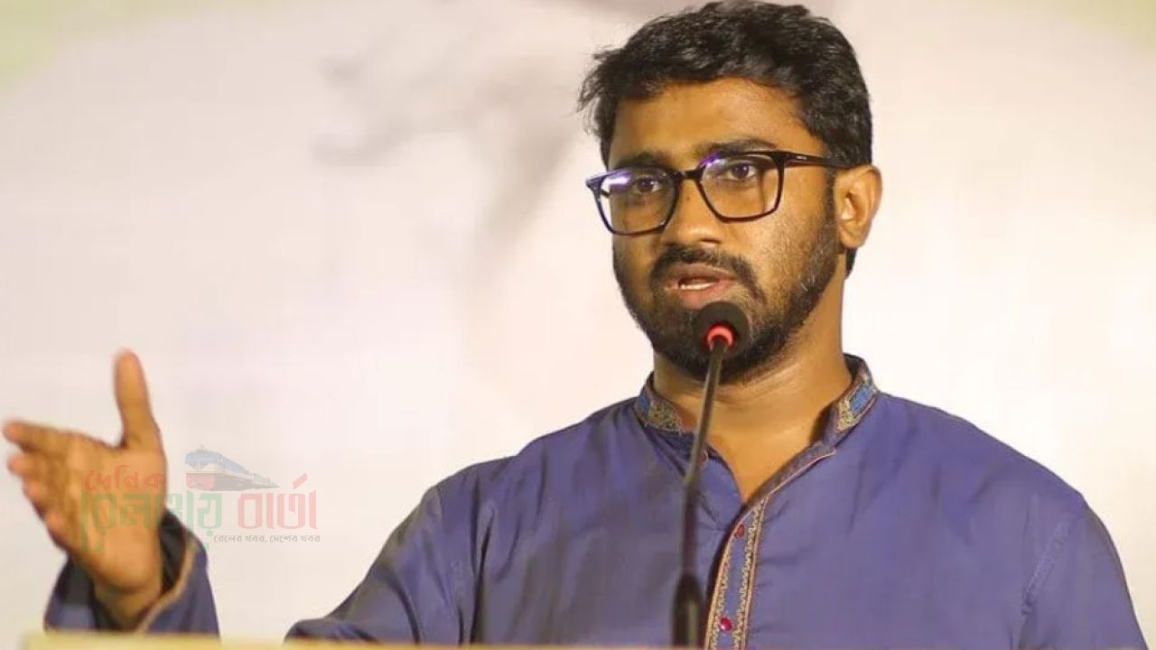 আখতারুজ্জামানের বিরুদ্ধে গণহত্যার মামলা হওয়া উচিত: রাশেদ খান