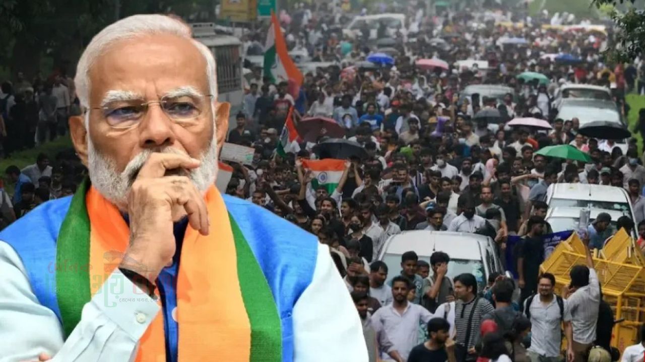 দিল্লির রাজপথে ঢাকার প্রতিধ্বনি: মোদির ভবিষ্যৎ কোন পথে?