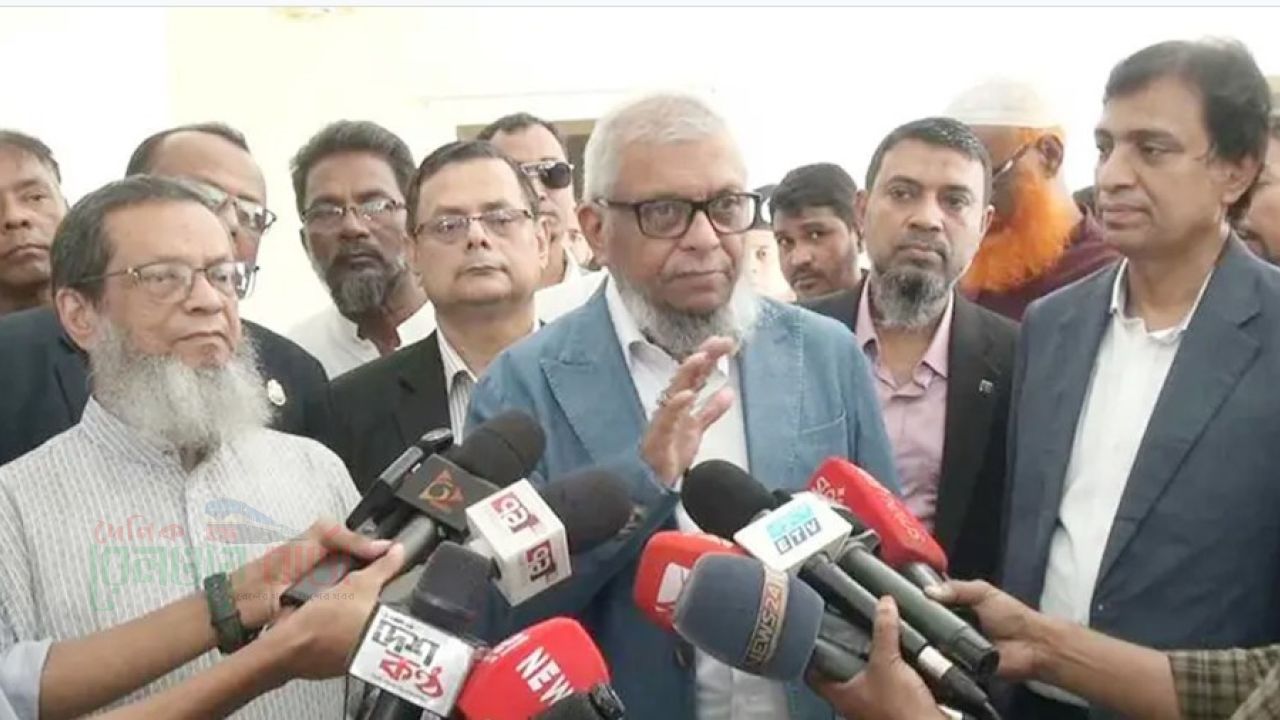 সৌদিতে অবস্থানরত প্রবাসীদের নিয়মিত খোঁজ নেওয়া হচ্ছে: প্রবাসীকল্যাণমন্ত্রী