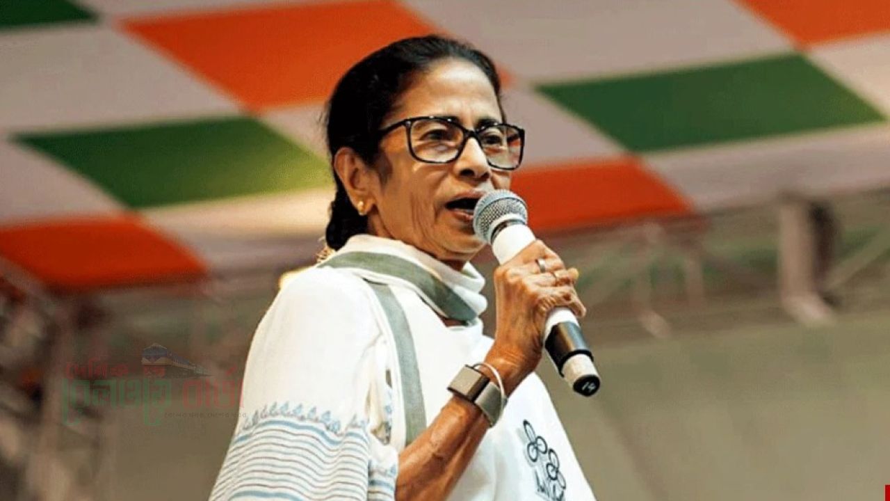 পুরো প্রজন্মকে ভয় দেখিয়ে স্তব্ধ করার অপচেষ্টা চলছে: মমতা