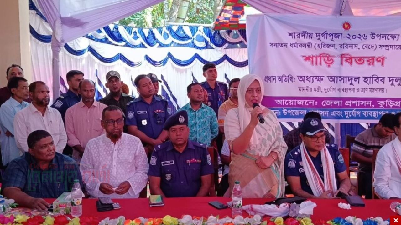 দেড় মিনিটে মন্ত্রীকে ৩৫ বার ‘স্যার’ বলে ভাইরাল ইউএনও