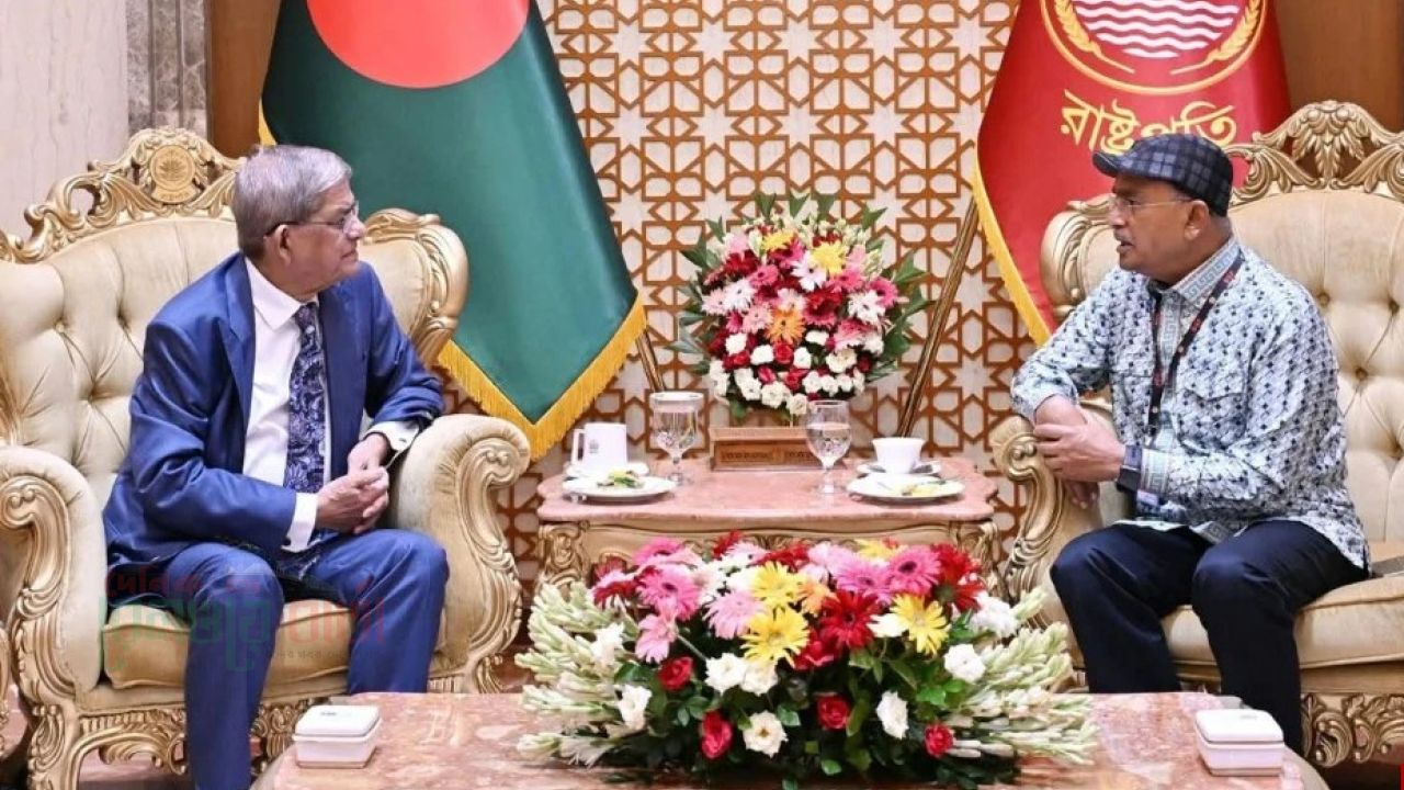 রাষ্ট্রপতির সঙ্গে বিএনপি চেয়ারম্যানের উপদেষ্টা আলালের সাক্ষাৎ