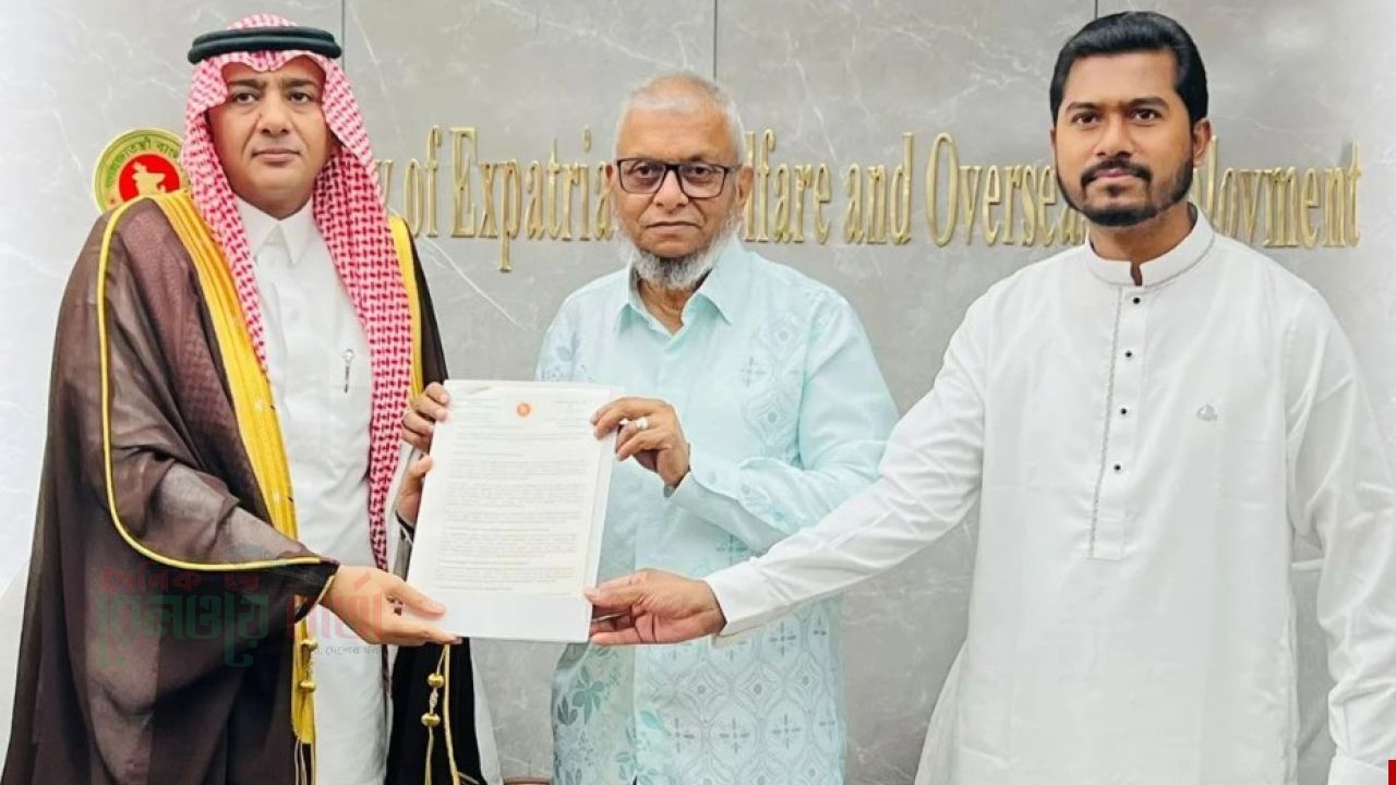 আকামার মেয়াদ শেষ হলেও সৌদিতে প্রবেশের সুযোগ পাবেন প্রবাসীরা